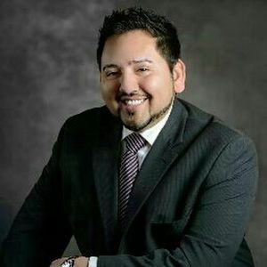 Meet your Posher, Carlos